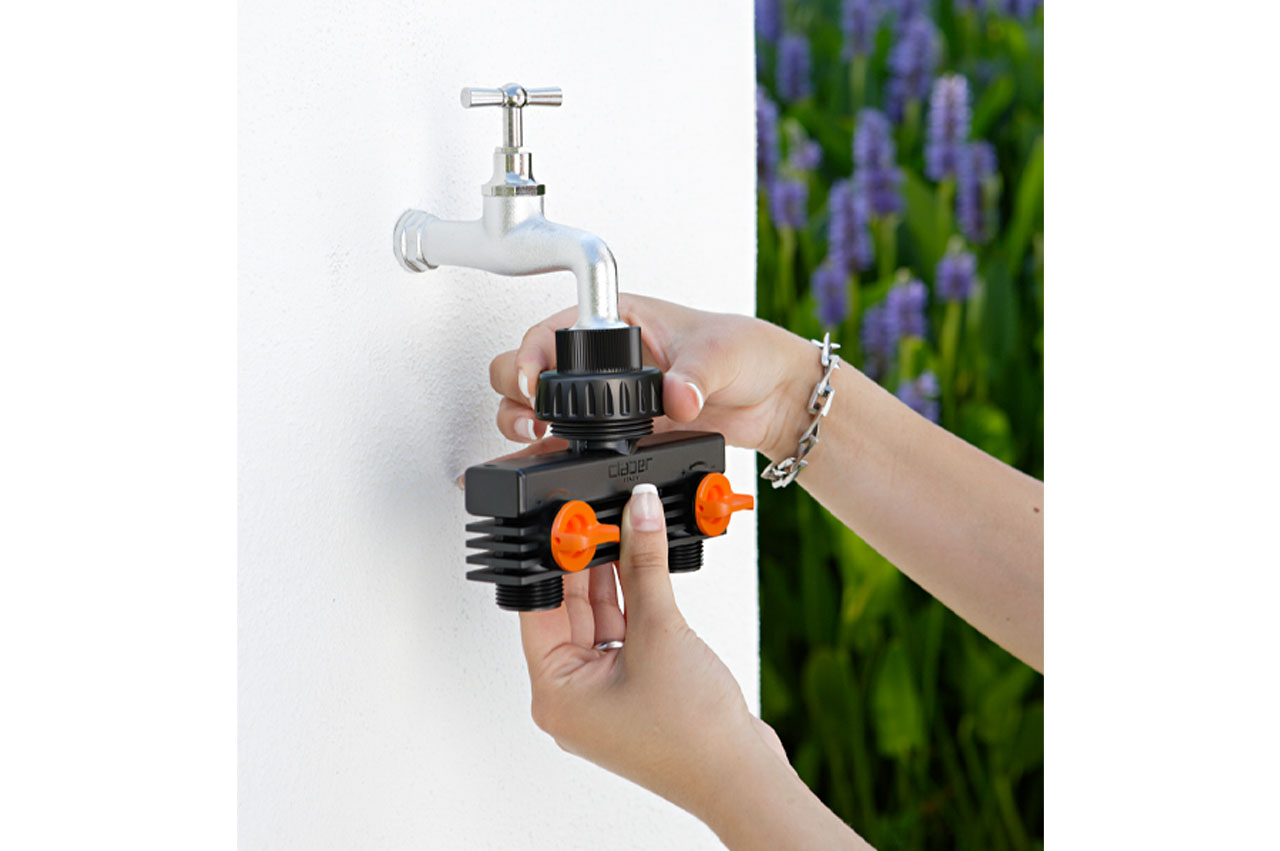 Claber 2-Wege-Verteiler mit 3/4" Innen- und Außengewinde