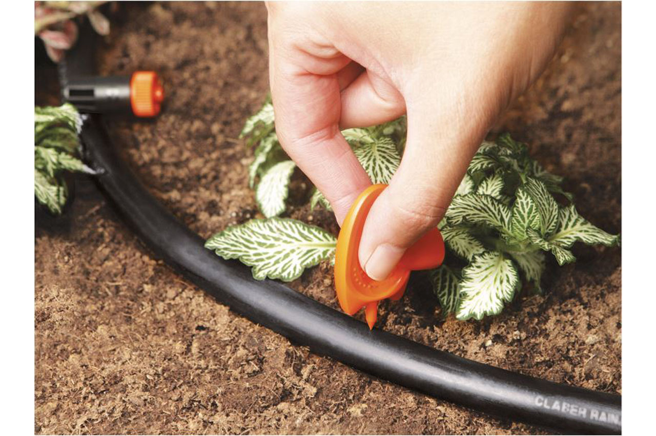 Claber Locher für PE-Verlegerohr in der Mikrobewässerung